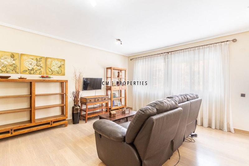 Foto 2a7719be-c05e-4ab4-a2cc-f03f7d621aca. Alquiler piso vivienda en alquiler en camino de moncada en Valencia