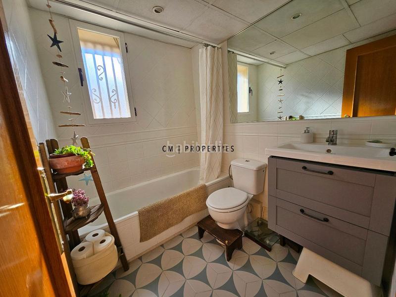 Foto 5b4cc1c8-c040-4e8c-b32b-ce08f2ff5cf3. Rent penthouse in Centro Ciudad Paterna