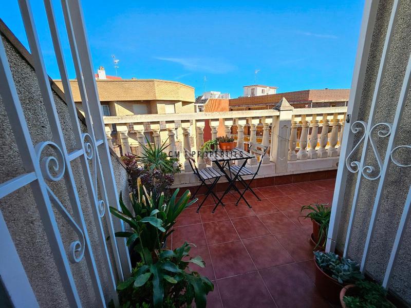 Foto eba03da3-988c-4909-9943-728a64a5ba4f. Rent penthouse in Centro Ciudad Paterna