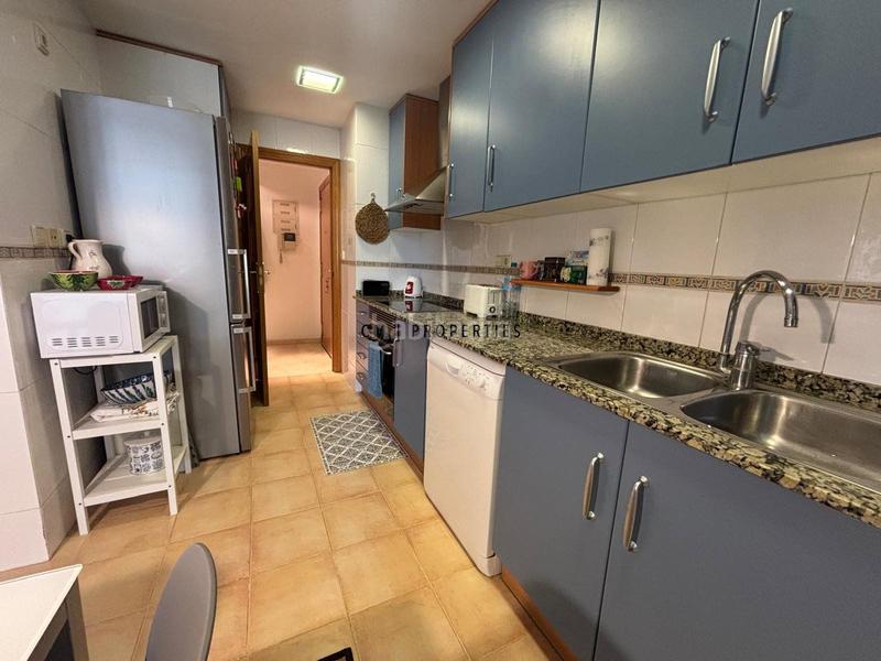 Foto 35bd623c-f11e-430c-b236-7afd069dd46d. Alquiler piso alquiler de piso de 2 habitaciones en cortes nas en Valencia