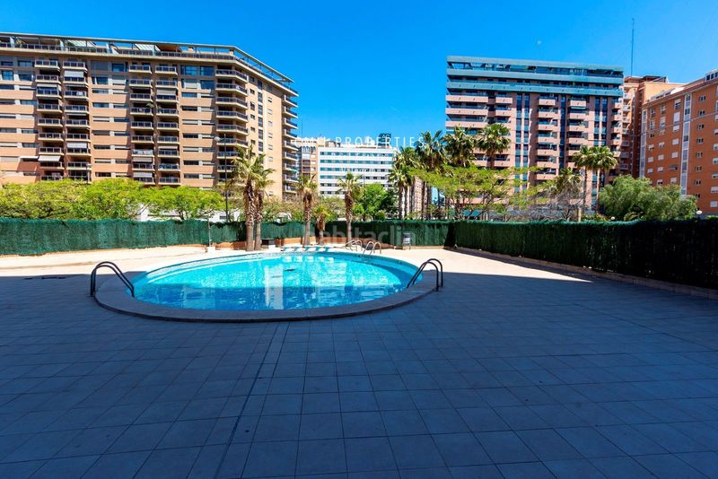 Foto 4ea4c696-4b4c-4f42-b34c-dd2c9f7f9734. Àtic amb aparcament piscina a Penya-Roja - Avda. Francia Valencia