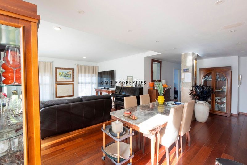 Piso residencial con piscina y muy buenas calidades, con posibilidad de tres habitaciones en Valencia - Imagen 12