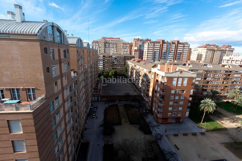 Piso residencial con piscina y muy buenas calidades, con posibilidad de tres habitaciones en Valencia - Imagen 5