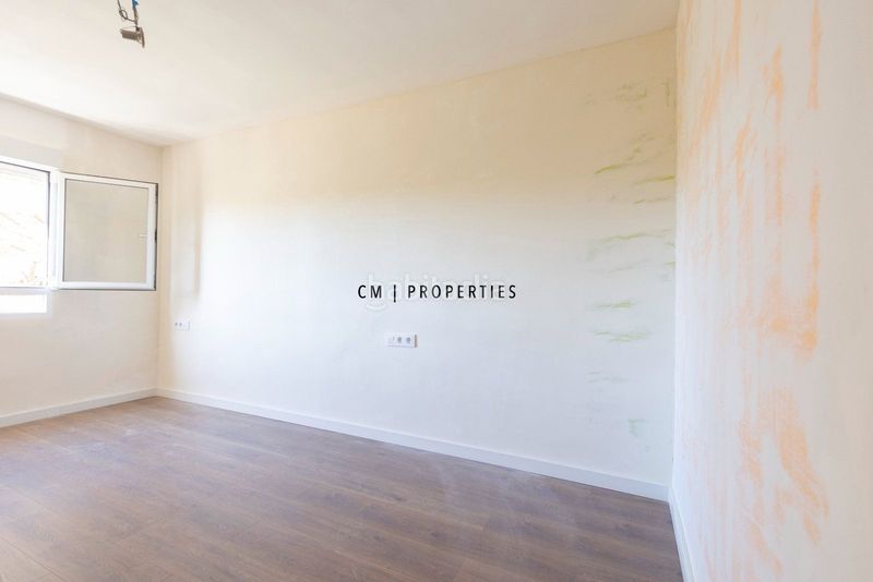 Piso de tres habitaciones y dos baños zona patraix en Valencia - Imagen 19