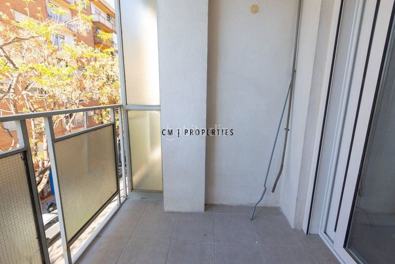 Piso de tres habitaciones y dos baños zona patraix en Valencia - Imagen 25