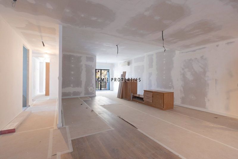 Piso de tres habitaciones y dos baños zona patraix en Valencia - Imagen 5