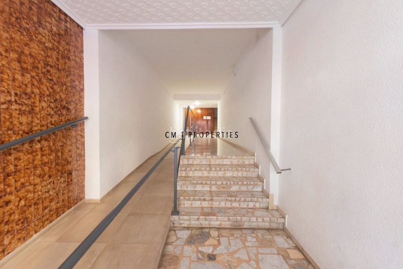 Piso de tres habitaciones y dos baños zona patraix en Valencia - Imagen 33