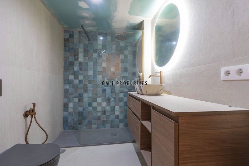 Piso de tres habitaciones y dos baños zona patraix en Valencia - Imagen 14