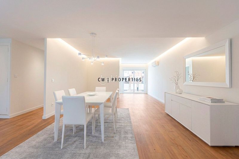 Piso de tres habitaciones y dos baños zona patraix en Valencia