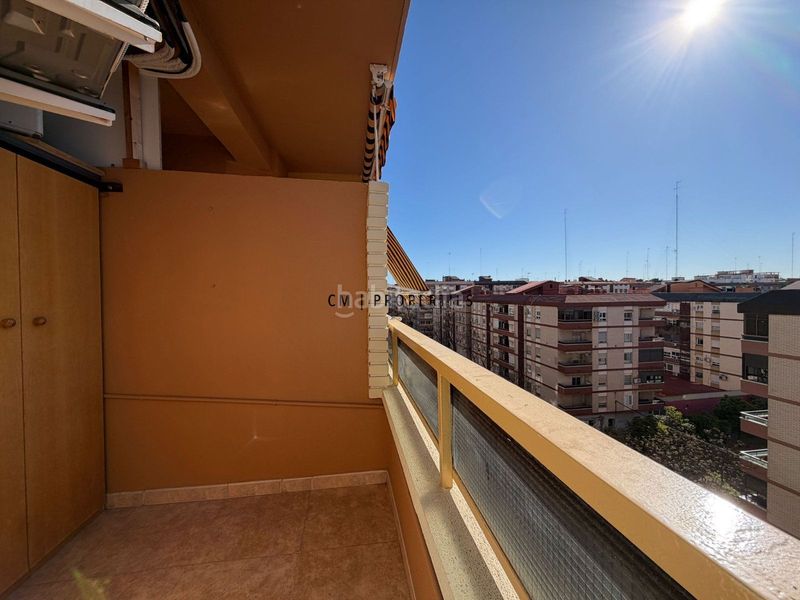 Foto 0a36ba8e-c792-4e16-a534-5ed7b1fd4a03. Pis amb calefacció aparcament a Barrio de Campanar Valencia