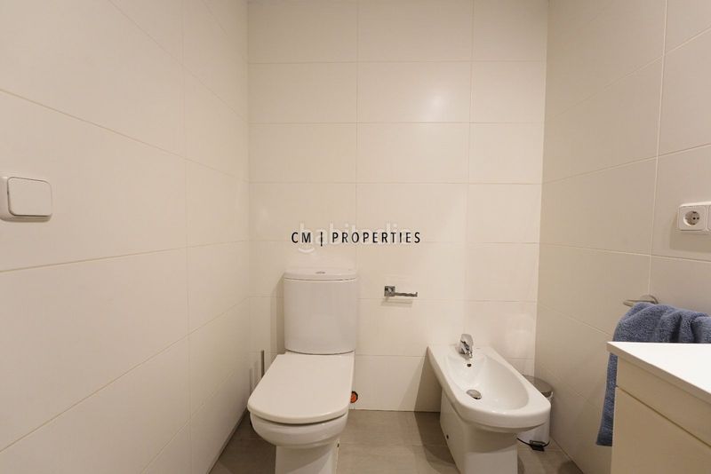 Foto a77a5ab5-2a23-48aa-b526-768b93ccf5f2. Pis amb calefacció aparcament a Barrio de Campanar Valencia