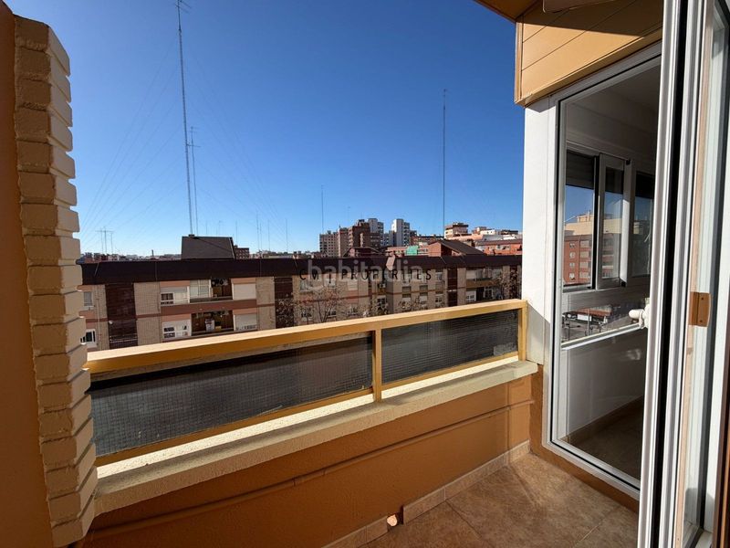 Foto a84e7961-79d1-44b9-8635-e9ef4a65a6e7. Pis amb calefacció aparcament a Barrio de Campanar Valencia