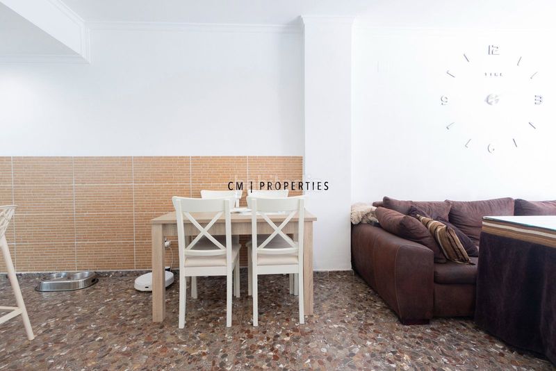 Piso en venta 3 habitaciones, 2 baños, 2 plazas de garaje y 2 trasteros patraix en Valencia - Imagen 3
