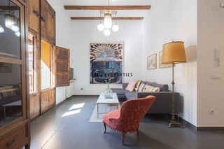 Affitto Appartamento in La Seu. Piso de 2 dormitorios en edificio señorial de 1850 en la seu