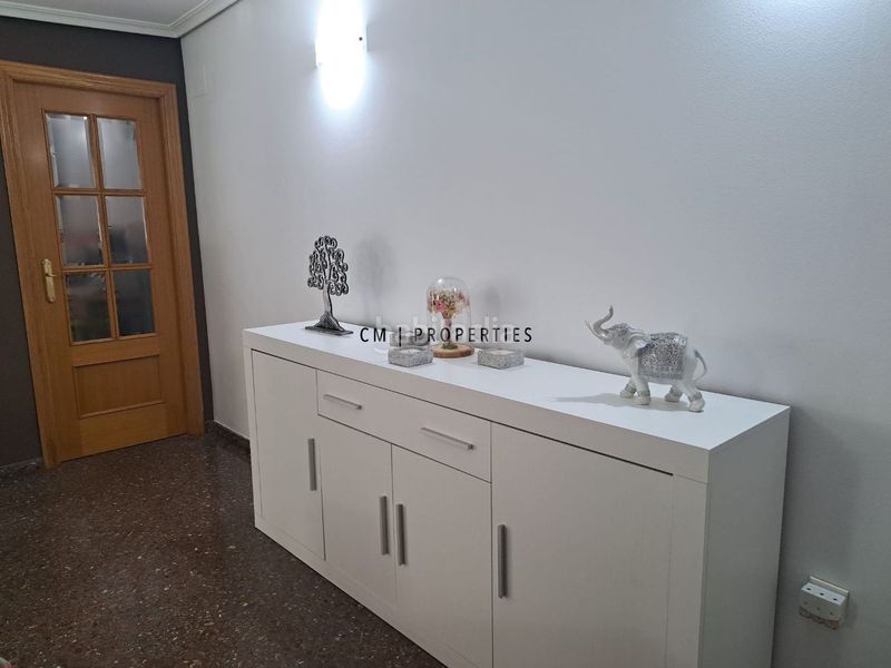 Foto 2a42236d-07b7-4054-ac2d-1581def39a09. Dúplex amb calefacció aparcament a Aldaia