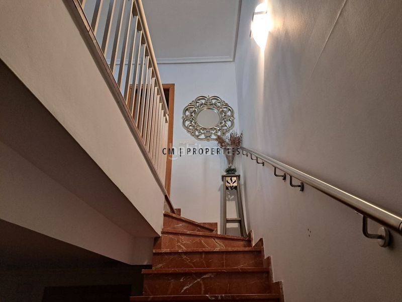 Foto 313b5a38-72c6-4f9b-9bea-86bbac60c5f0. Dúplex amb calefacció aparcament a Aldaia