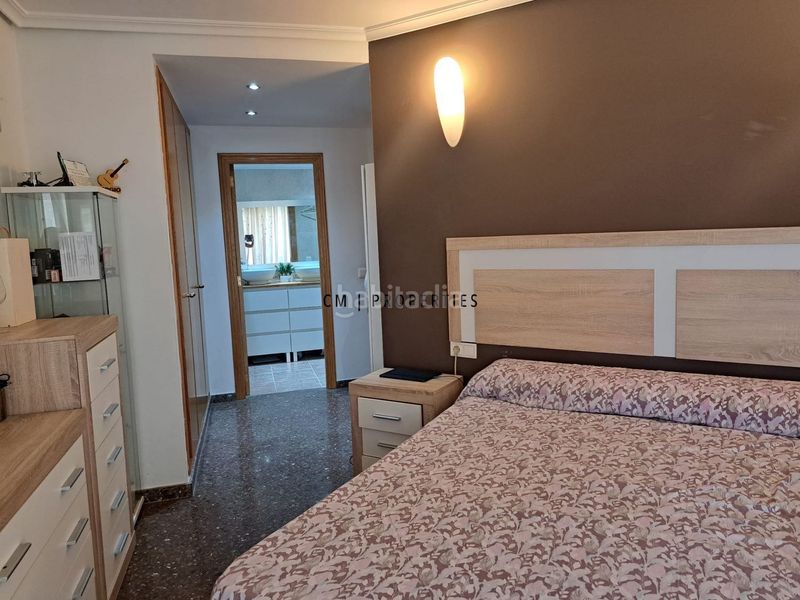 Foto f72c9890-7260-4061-af90-76e1f7121eb0. Dúplex amb calefacció aparcament a Aldaia