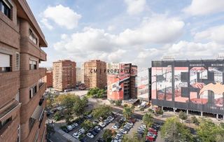 Lloguer Pis  Aragon. Piso en av. aragón 3 habitaciones