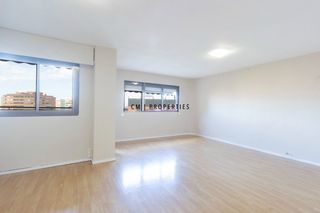 Affitto Appartamento  Aragon. Piso en av. aragón 3 habitaciones