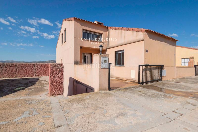 Foto 4bbc4dc8-0c70-48f1-8a45-5d5440ea331a. Alquiler chalet  independiente en toras en alquiler. en Torás
