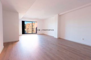 Affitto Appartamento  Calle de fontilles, 2. Piso en alquiler de 3 habitaciones, en la punta