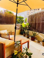 Flat in Russafa. Piso de 2 habitaciones en ruzafa en venta