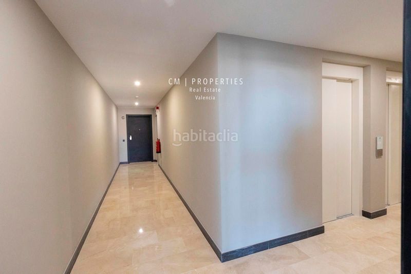 Foto 616c111c-fade-4b3e-8eb1-e14fb212105c. Rent flat with heating parking pool in Ciutat Jardí Valencia