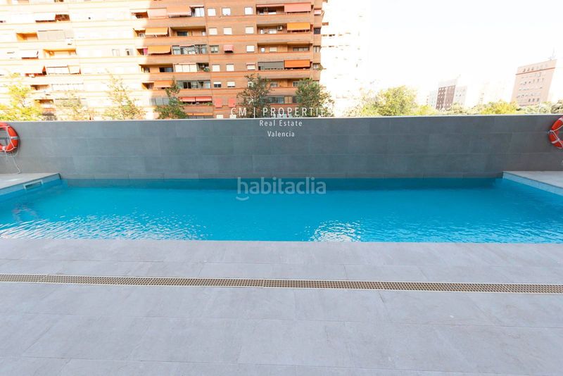 Foto eef1c00e-cc0e-43d3-8596-87cd9c934a56. Rent flat with heating parking pool in Ciutat Jardí Valencia