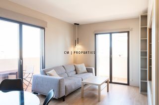 Location Appartement  Del lliri. Alquiler piso luminoso de 3 habitaciones con garaje y jardín