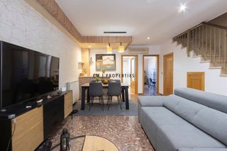 Rent Duplex  Fundacio pere bas. Dúplex de 4 habitaciones, 3 baños y garaje en vinalesa