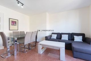 Location Appartement  Avenida de giorgeta. Alquiler de piso de cuatro habitaciones en avenida giorgeta