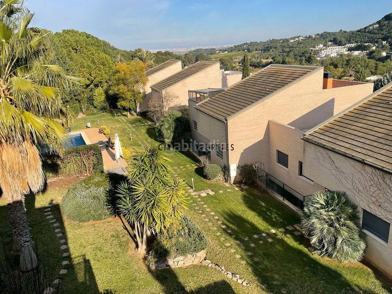 Foto 5b778f8f-e5a5-405c-aeda-14a59d6ef486. Lloguer casa aparellada amb calefacció aparcament piscina a Chiva