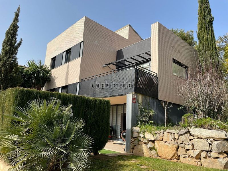 Foto b5a312db-d658-4631-94ef-e5acce174dc2. Lloguer casa aparellada amb calefacció aparcament piscina a Chiva