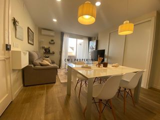 Rent Penthouse  Font de la. Ático en alquiler de 2 habitaciones en paiporta