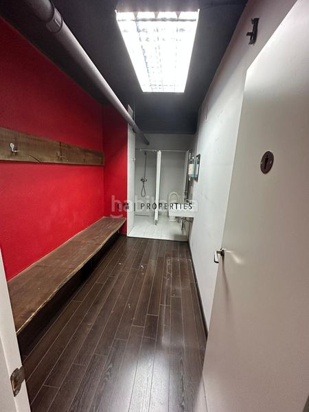 Foto 92ffc628-8a49-4c0d-b58d-4bb01d4b7581. Local comercial a Jaume Roig Valencia