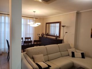 Lloguer Casa a Rocafort. Vivienda de 3 dormitorios en rocafort en alquiler