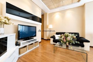 Rent Flat  Fernando catolico. Alquiler piso de 3 dormitorios, 2 baños en gran vía fernando el