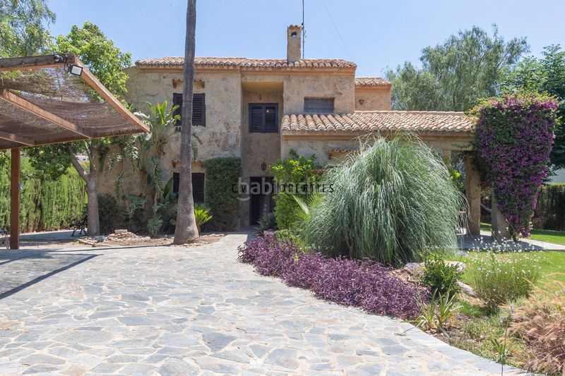 Foto f70e88f6-729a-4682-ad13-46bceb374289. Xalet amb calefacció aparcament piscina a Alfinach - Monasterios Puçol