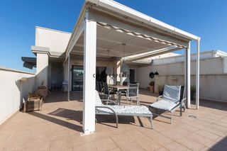 Miete Dachwohnung  Jaime i. Alquiler de ático dúplex con solárium privado en residencial pla