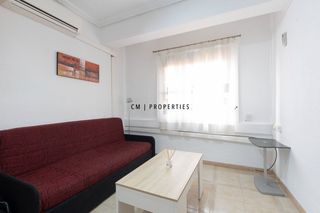 Flat  Marco. Piso en venta de 3 habitaciones con balcón en sagunto