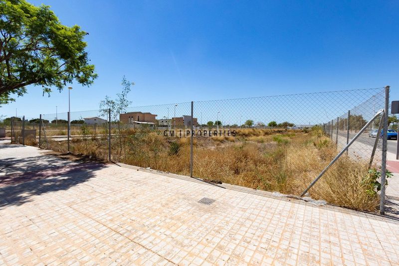 Foto 2f8c1841-2e8f-4924-8c03-fcdd80422c99. Finca rústica a Zona Estación Sagunt
