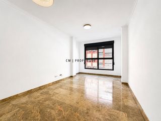 Miete Etagenwohnung  Maria ros. Piso en alquiler de 3 habitaciones en burjassot