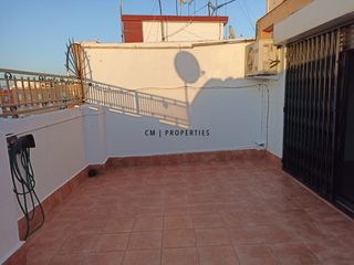 Location Attique à La Creu Coberta. Piso 3 habitaciones en alquiler