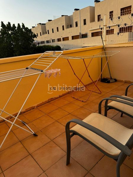 Foto 0b95259e-3b4d-46f4-90f9-db0baa90d1a9. Àtic amb aparcament piscina a San Jorge