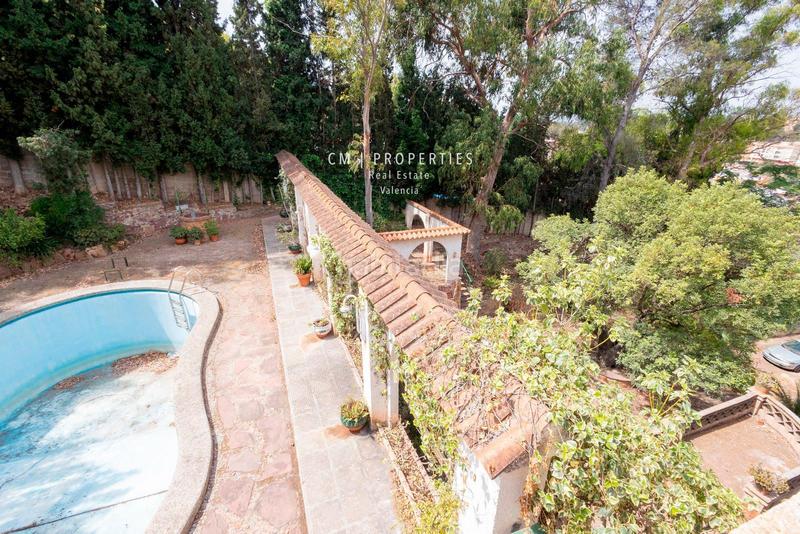 Foto f76f4400-f13d-4010-8cb4-b57ccf86e847. Xalet amb piscina a Casco Urbano Náquera