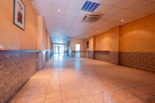 Local Comercial a Juan Llorens