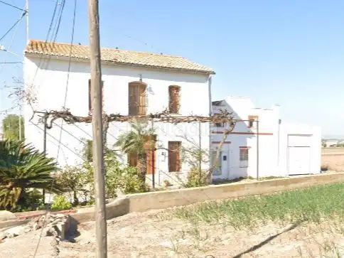 Foto ce99a3d2-b67b-4ee5-b376-b6c8bbacd322. Casa a Ciutat Fallera Valencia