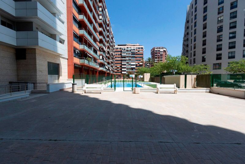 Foto 6a3d61e8-097d-4d4a-b858-5f6b88244815. Lloguer pis amb calefacció aparcament piscina a Penya-Roja - Avda. Francia Valencia
