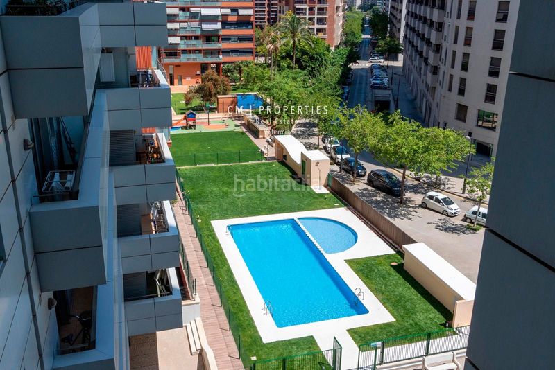 Foto e3ff75af-5875-4911-bc67-b65e763b586c. Lloguer pis amb calefacció aparcament piscina a Penya-Roja - Avda. Francia Valencia