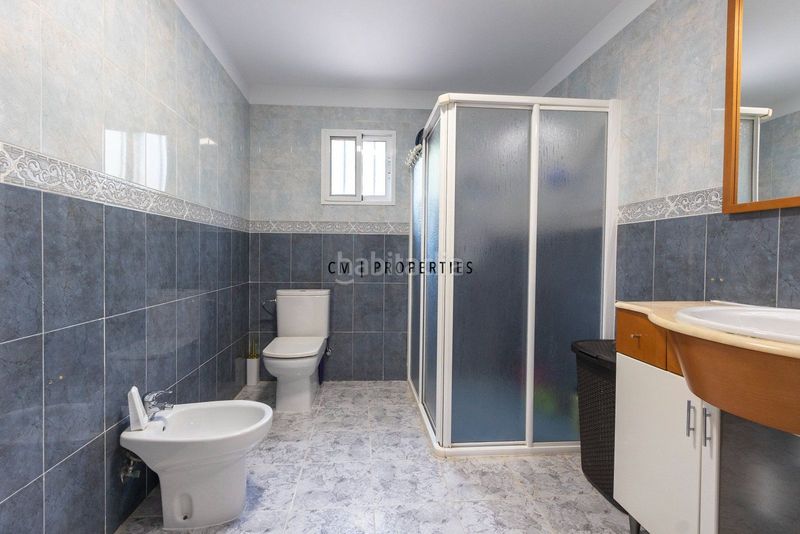 Foto 4f0fb260-f134-4b5c-b598-56ceb4a6d6af. Casa amb calefacció aparcament a Centro Chiva